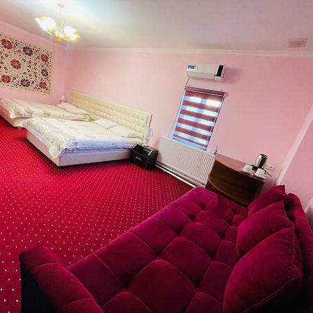 Hotel Chorminor Heritage 1 Min To Bukhara Old Town Esterno foto