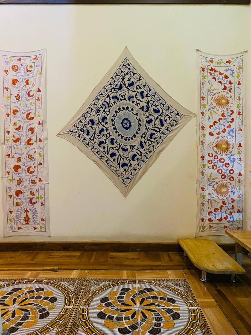Hotel Chorminor Heritage 1 Min To Bukhara Old Town Esterno foto