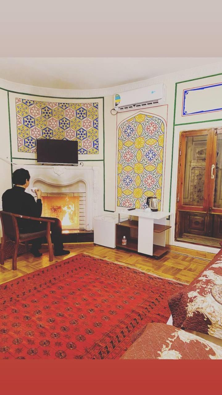 Hotel Chorminor Heritage 1 Min To Bukhara Old Town Esterno foto